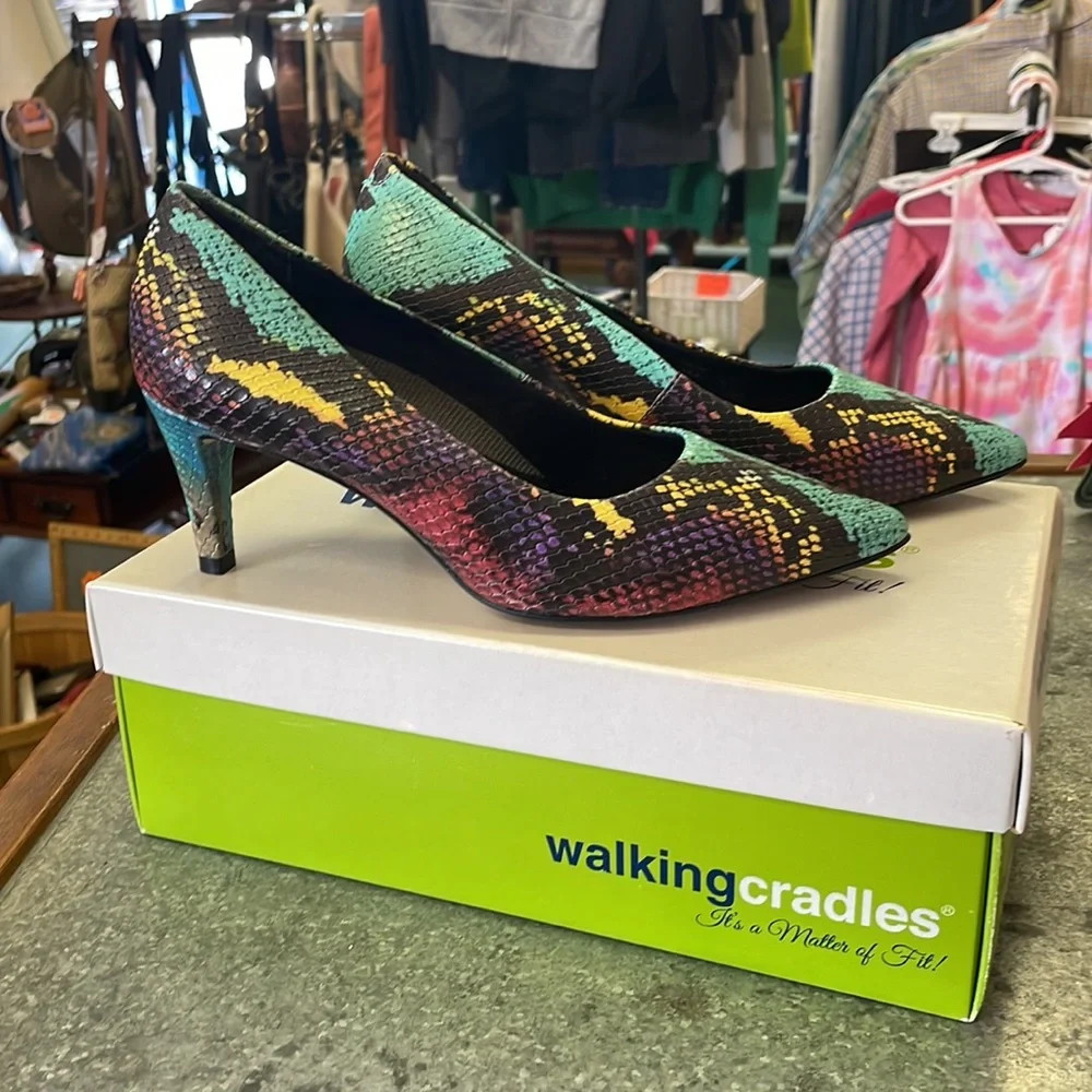 Walking Cradles Anaconda multicolor heel shoes size 6.5 wide - Picture 2 of 6